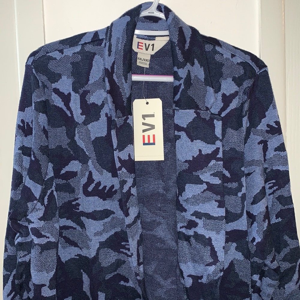 🆑 EV1 camouflage navy and Heather grey blue, sweater cardigan🌈Ellen Walmart🌈